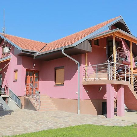 Vila Viktori Pirot Exterior foto