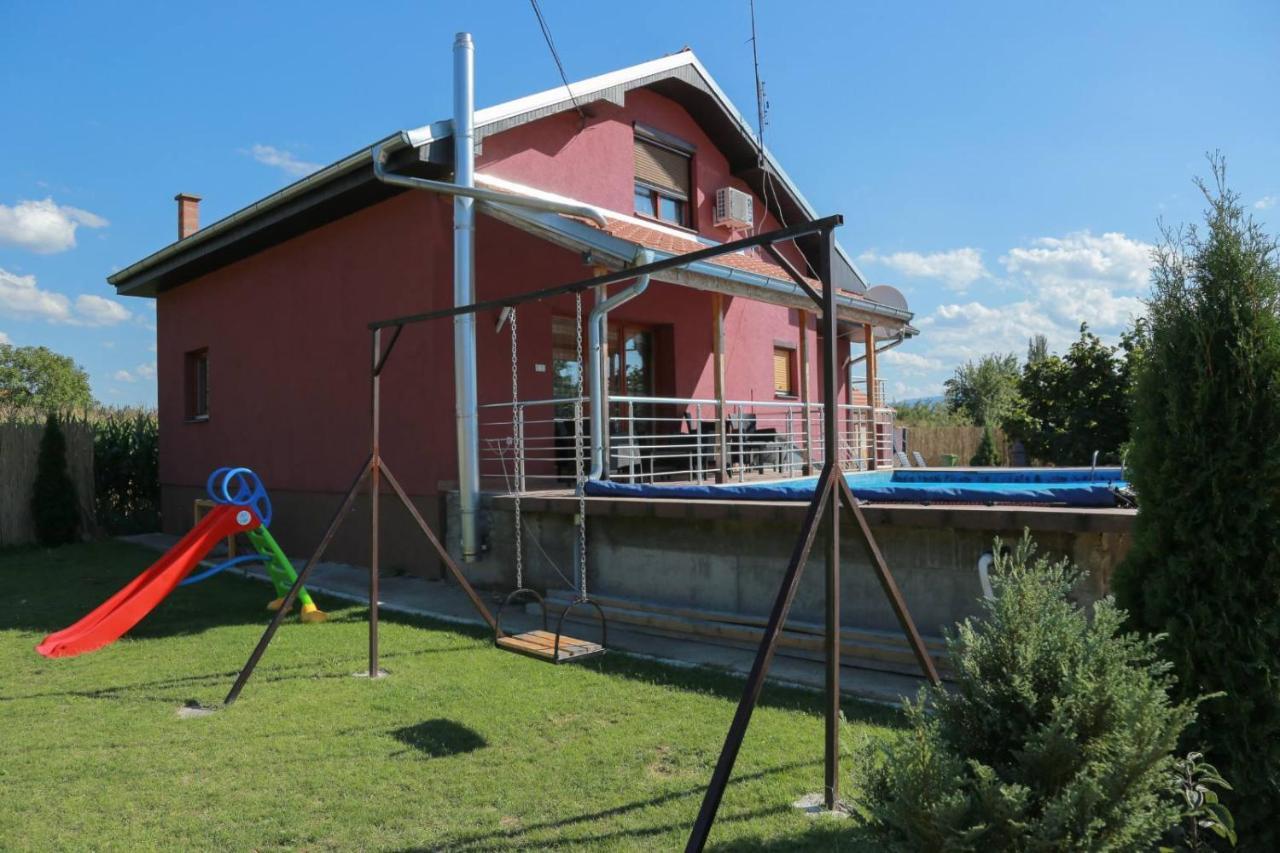 Vila Viktori Pirot Exterior foto