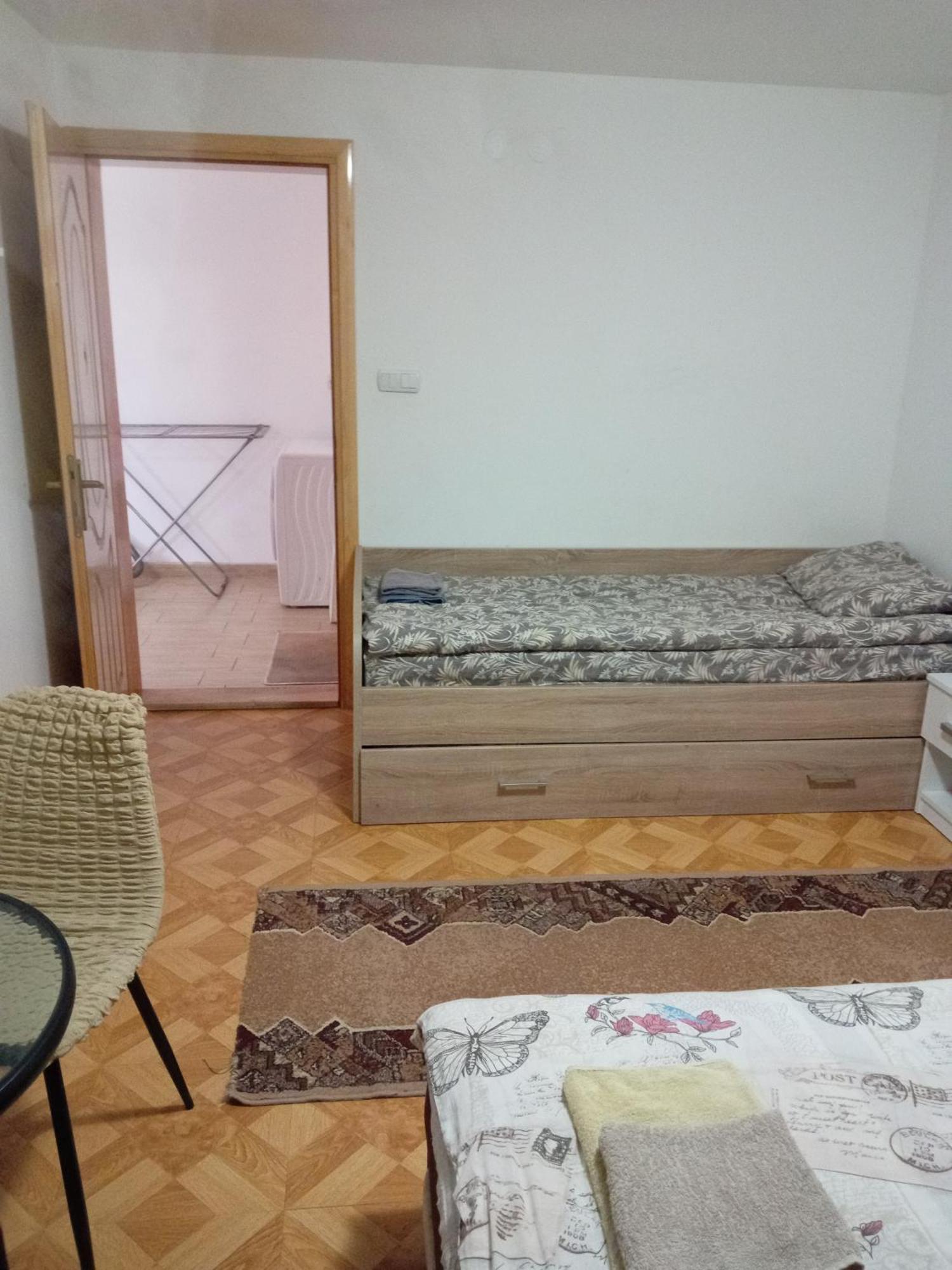 Vila Viktori Pirot Exterior foto